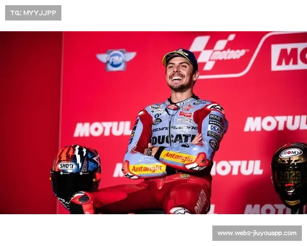 巴尼亚亚以0.1秒微弱优势赢得MotoGP瓦伦西亚收官战精彩夺冠 巴尼亚亚以0.1秒微弱优势赢得MotoGP瓦伦西亚收官战精彩夺冠